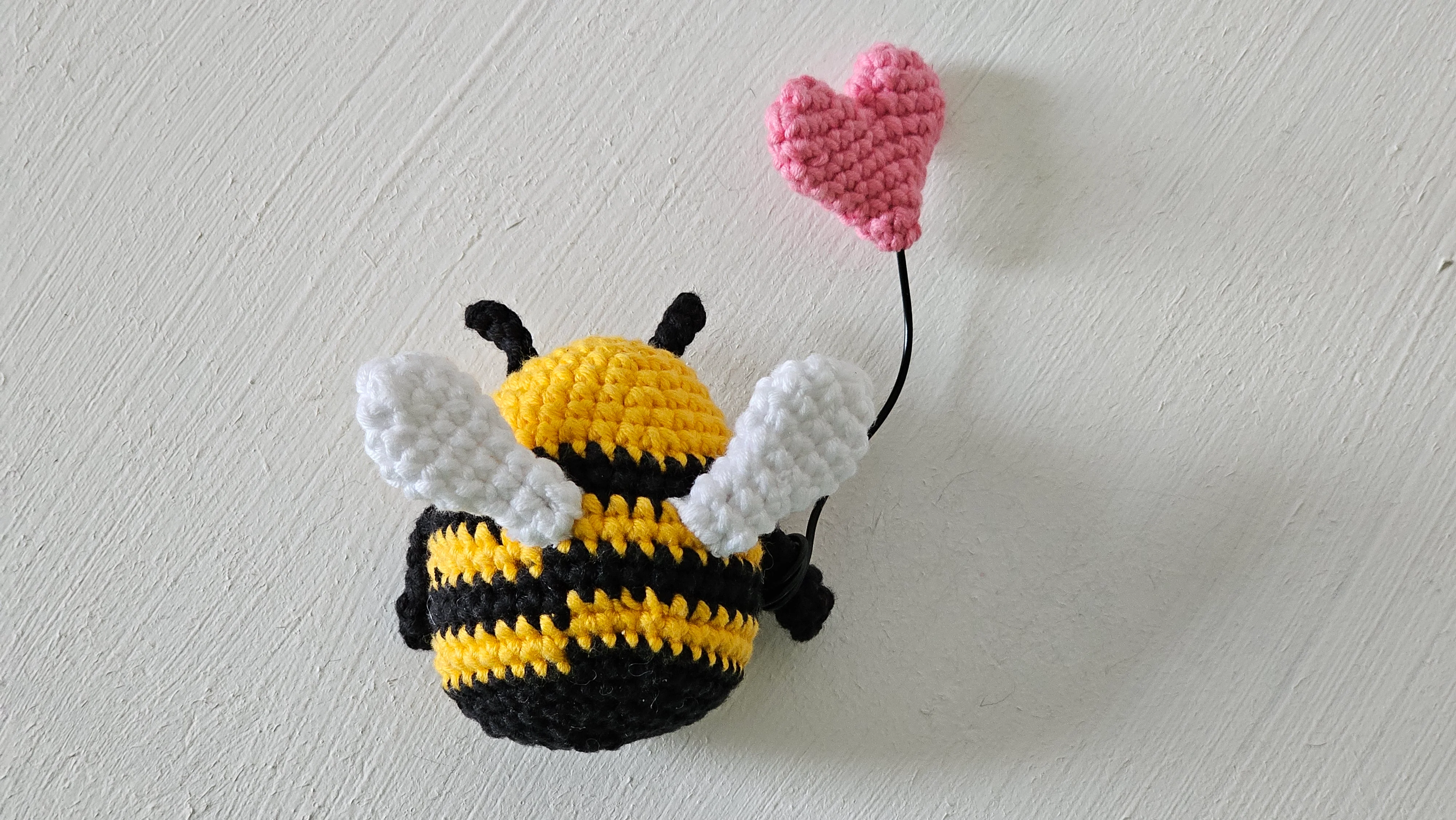 Bee Crochet Pattern - Image 2