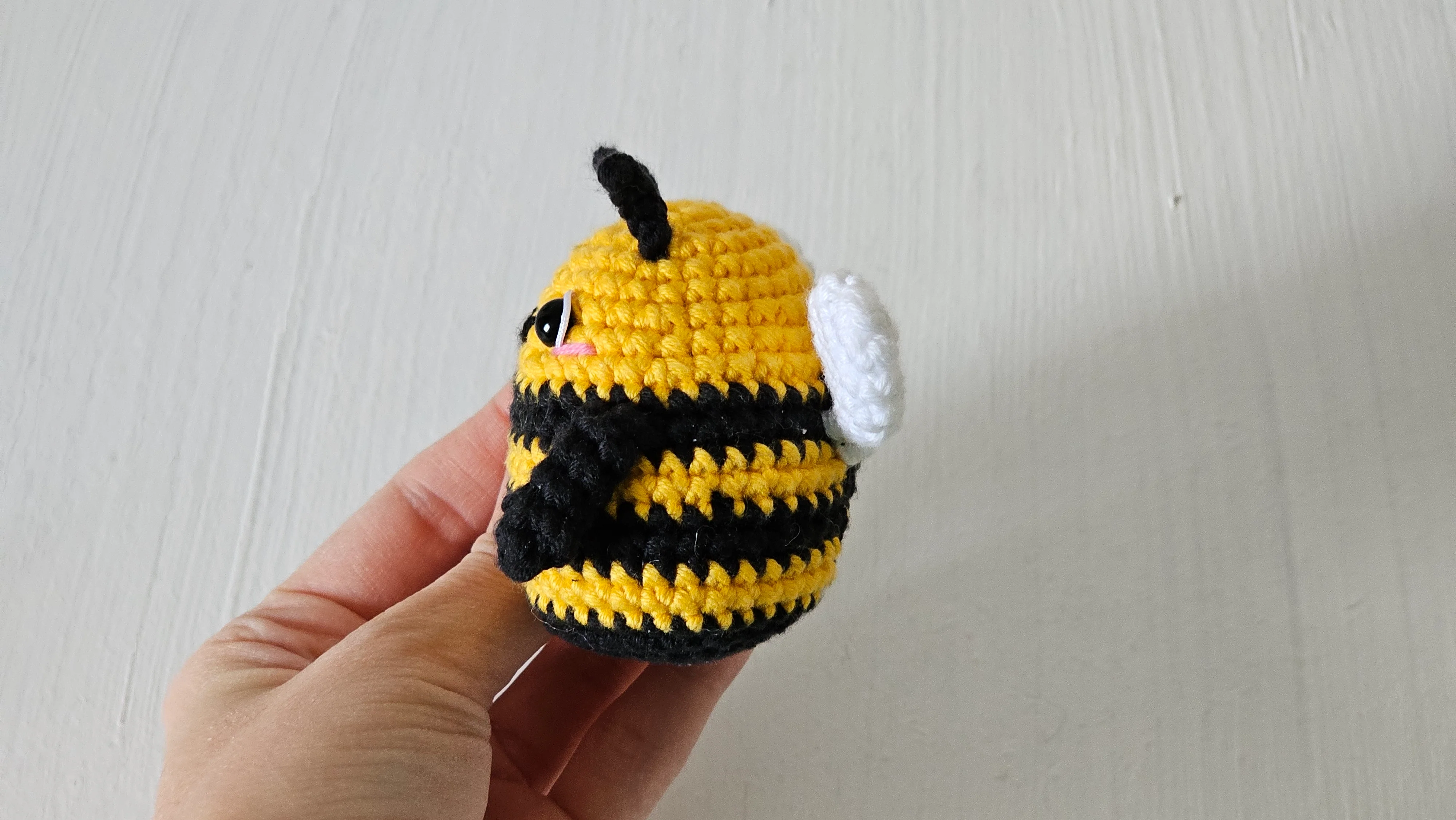 Bee Crochet Pattern - Image 4