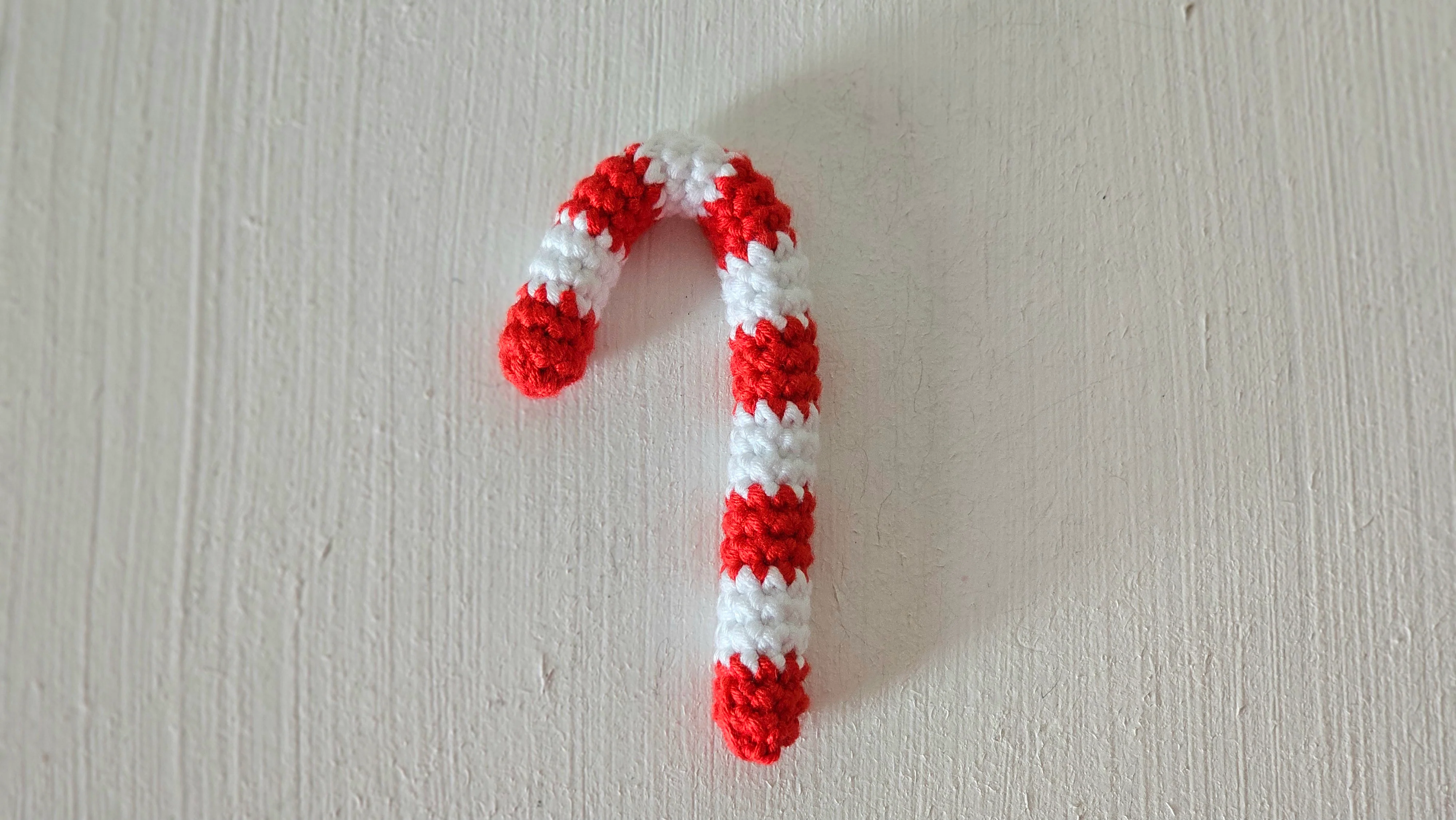 Candy Cane Crochet Pattern - Image 3