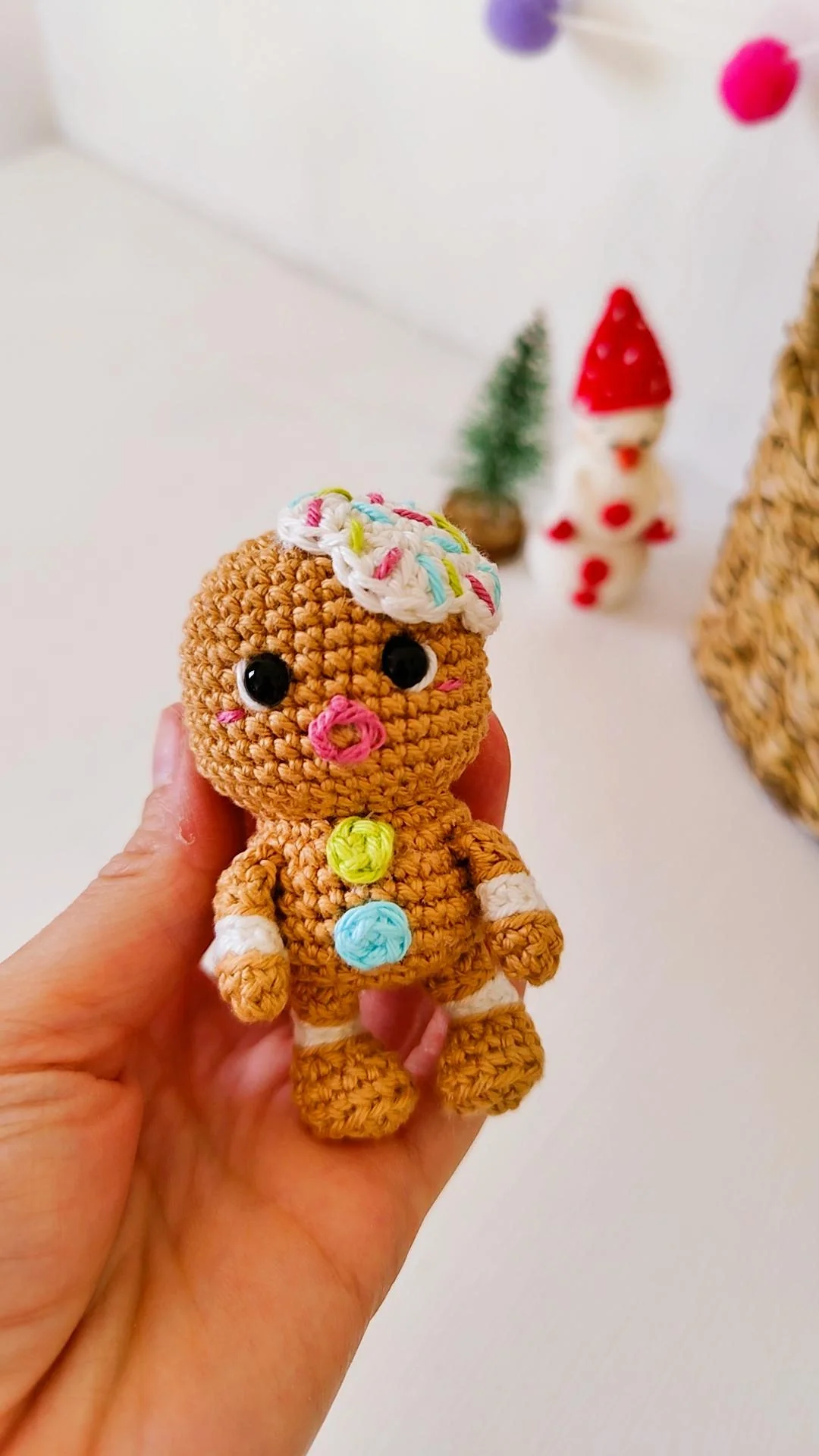 Gingerbread Man Crochet Pattern - Image 4