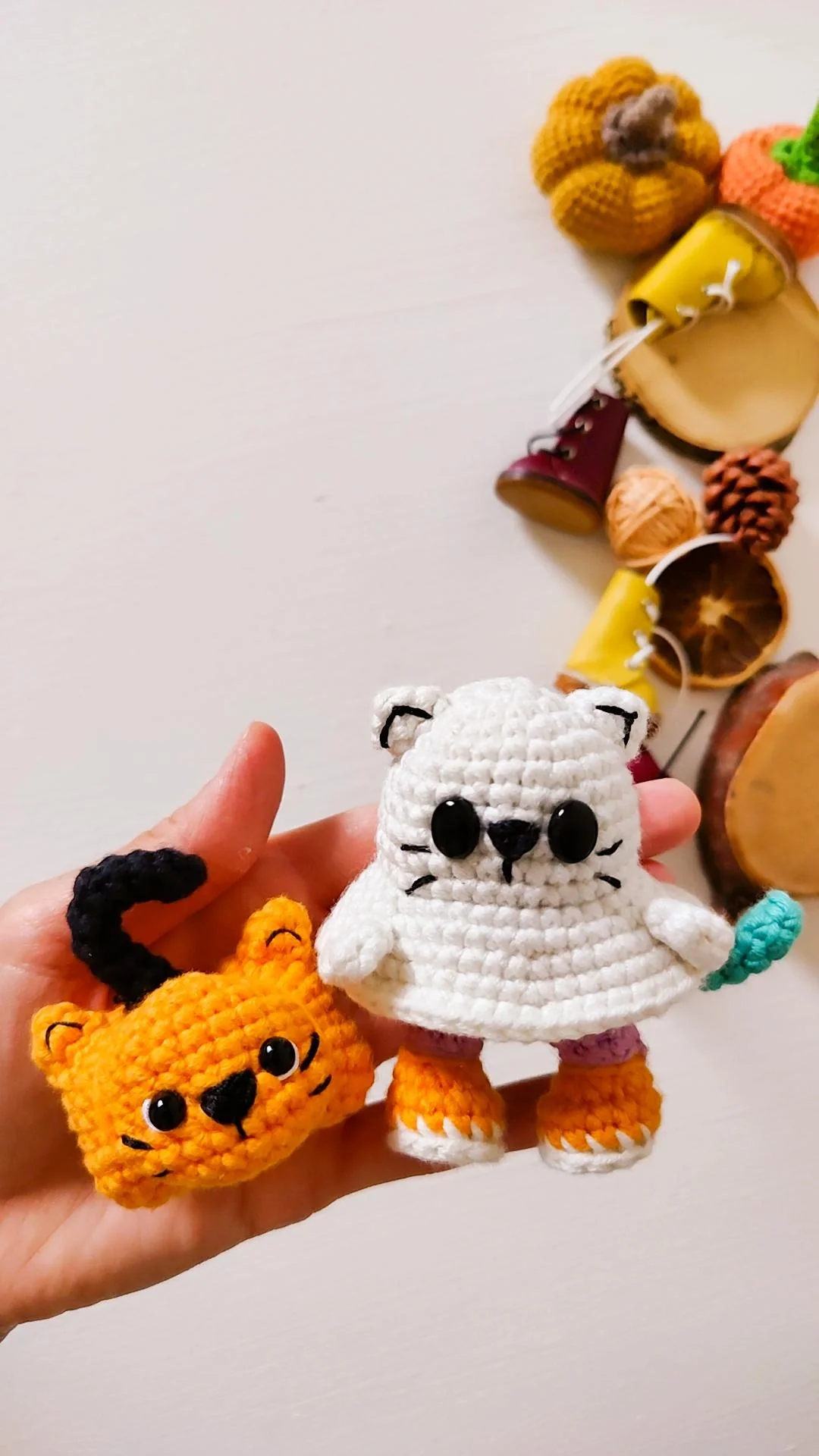 Phantom Paws the Ghost Cat Crochet Pattern - Image 2