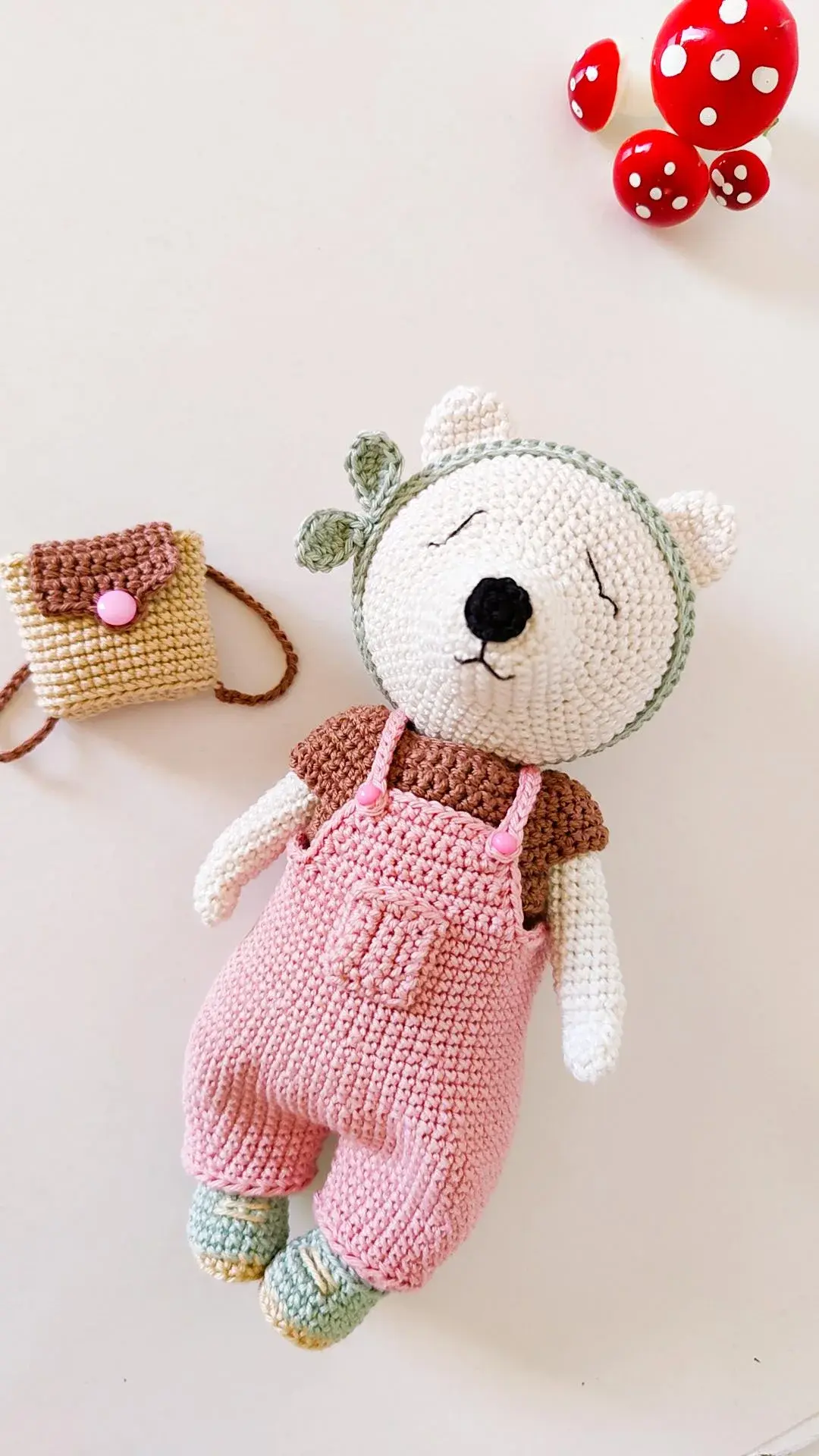 Poppy's Dinosaur Explorer Outfit Crochet Pattern - Image 3