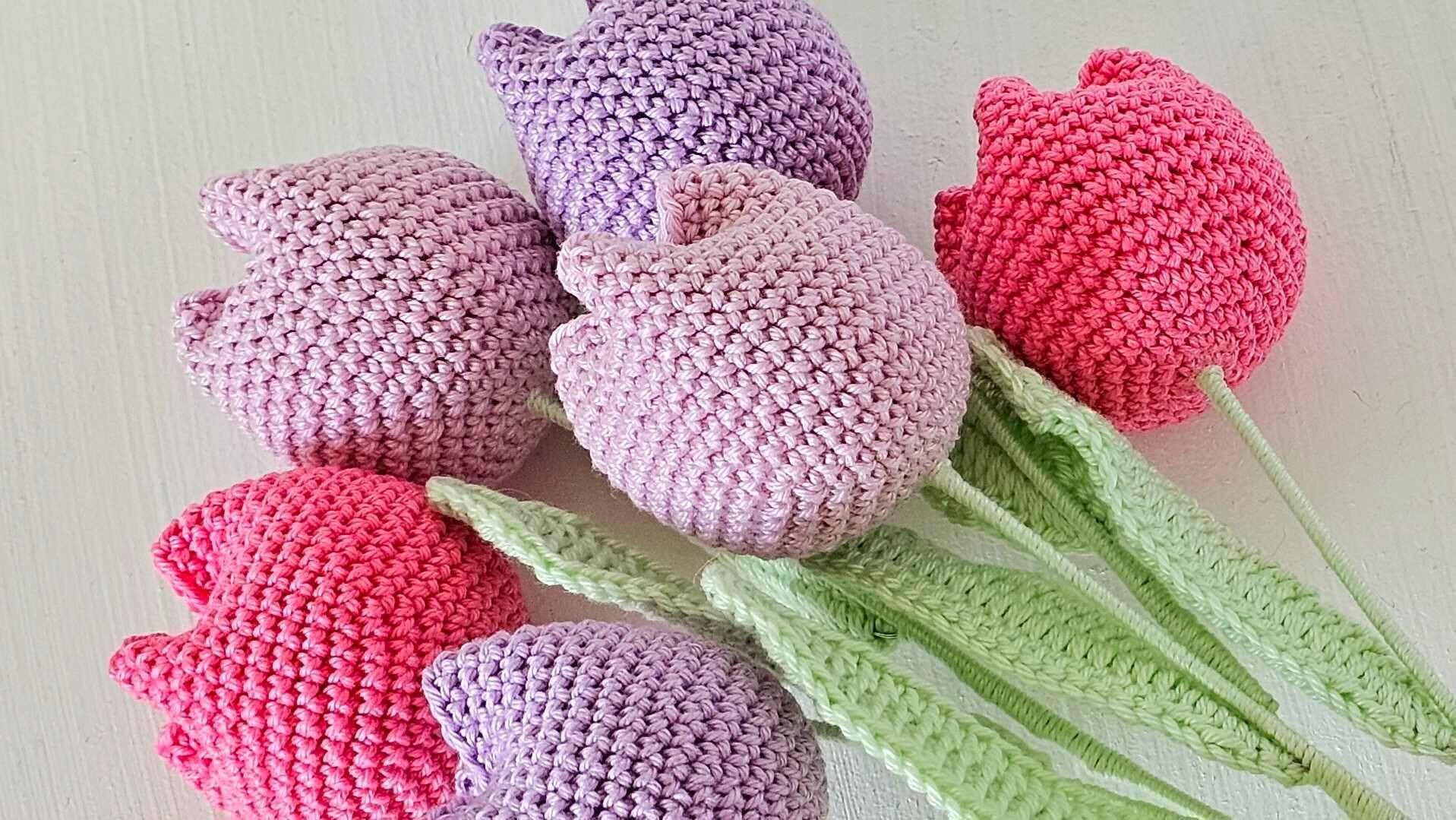 The Forever Flower Crochet Kit & Greeting Card - Image 11
